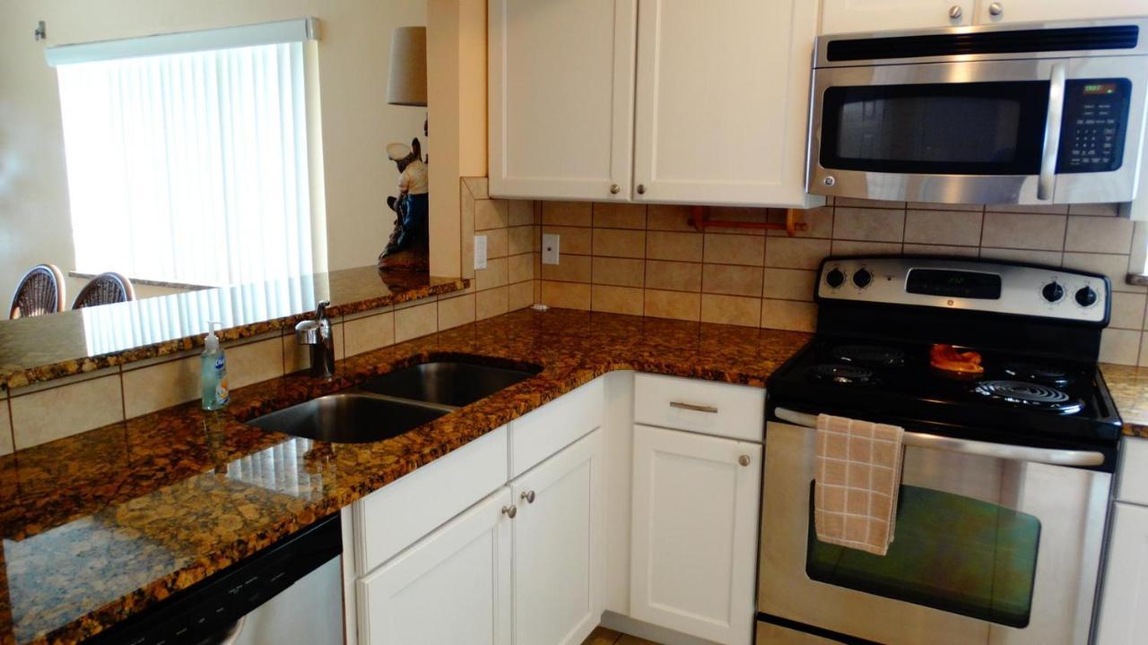 Ocean Unit 203- Direct Oceanfront Condo! Holiday home Cocoa Beach